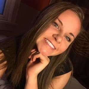 Meet your Posher, Chloe